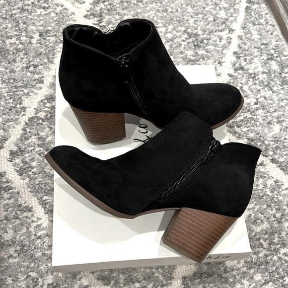 🖤 Style & Co. Black Suede Ankle Boots in Size 5.5M Very Comfortable! - Picture 4 of 10